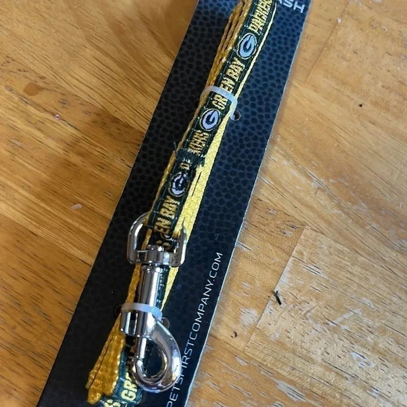 NEW GREEN BAY PACKERS dog leash - Picture 2 of 3